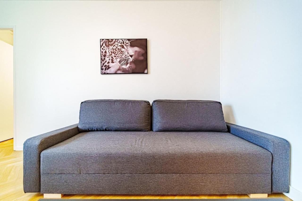 The Billon-Spacious 8 People Balcony-Metro Gratte Ciel Villeurbanne Exterior foto