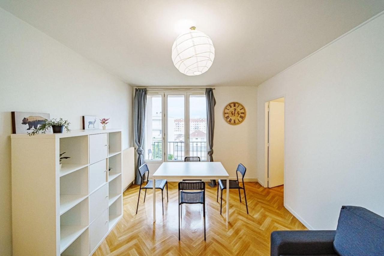 The Billon-Spacious 8 People Balcony-Metro Gratte Ciel Villeurbanne Exterior foto